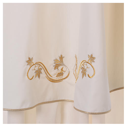 Vatican chasuble in canvas with lateral embroideries and central cross 3