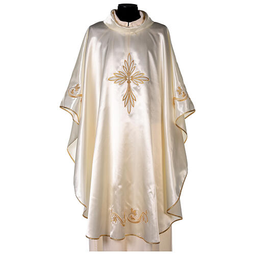 Chasuble en satin brodé or avec croix 1