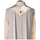 Chasuble en satin brodé or avec croix s7