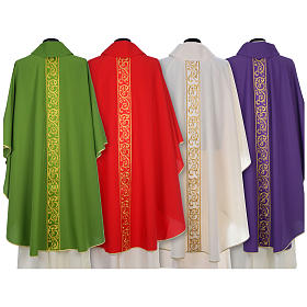 Chasuble in polyester with satin embroidered gallon and V neckline Gamma