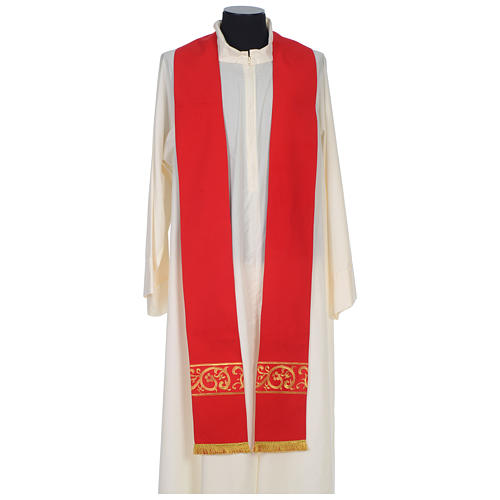 Chasuble in polyester with satin embroidered gallon and V neckline Gamma 9