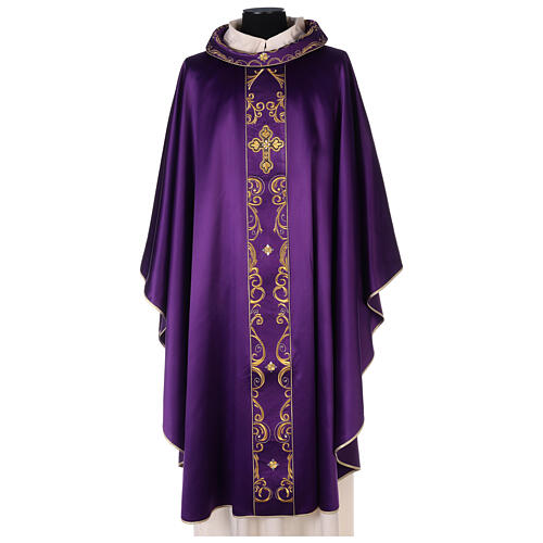 Satin chasuble embroidered neckline and galloon Gamma 1