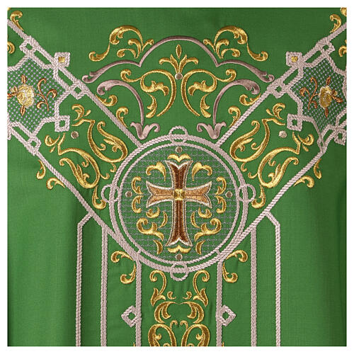 Chasuble travaillée sur tissu pure laine broderie appliquée Gamma 3