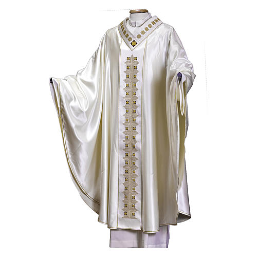 Chasuble in silk and wool blend fabric, hand-embroidered Gamma 1