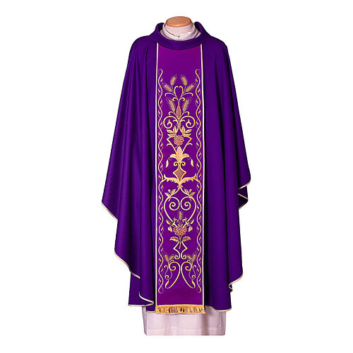 Chasuble in pure wool with hand-embroidered gallon Gamma 3