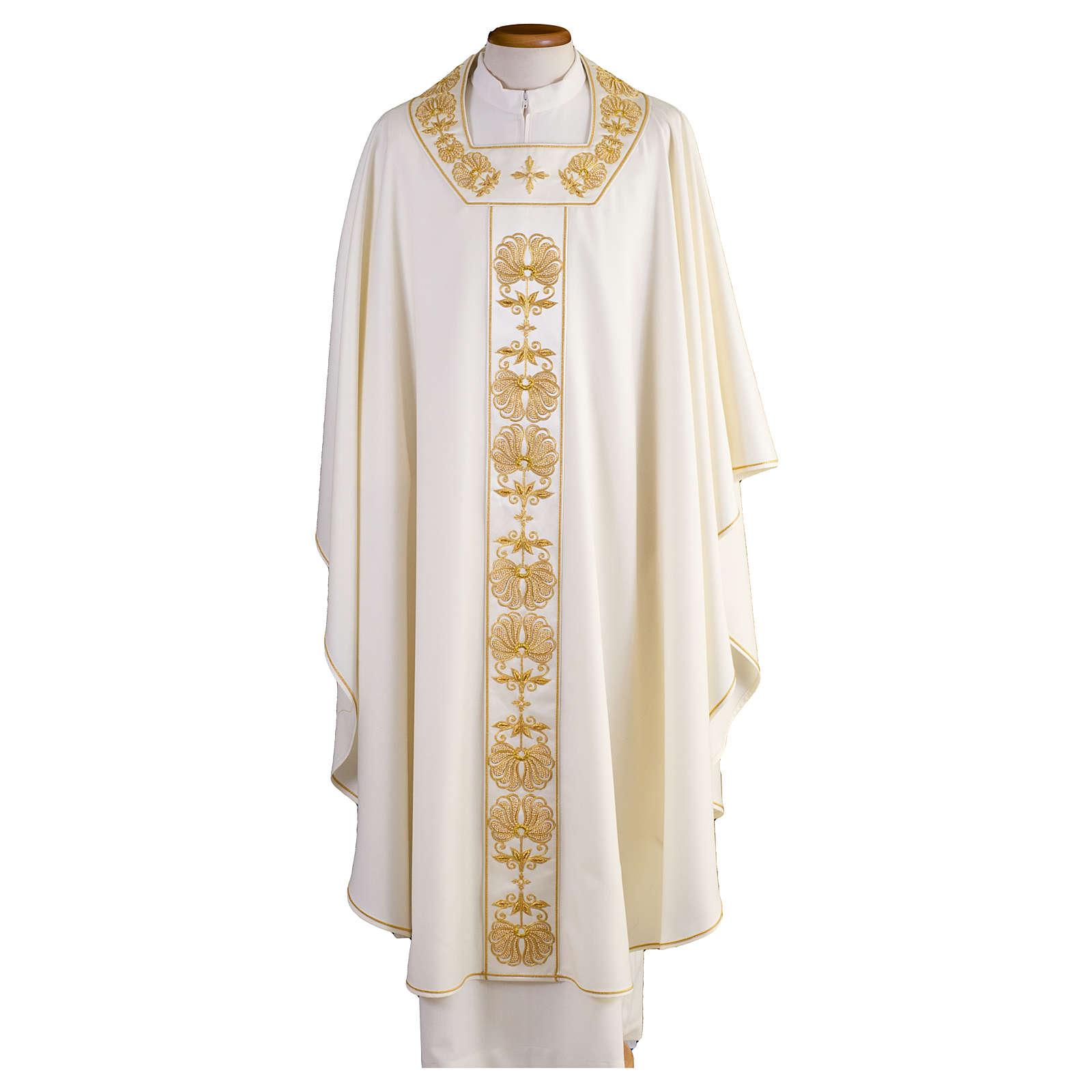 Chasuble in pure wool with gallon and neckline in silk | online sales ...