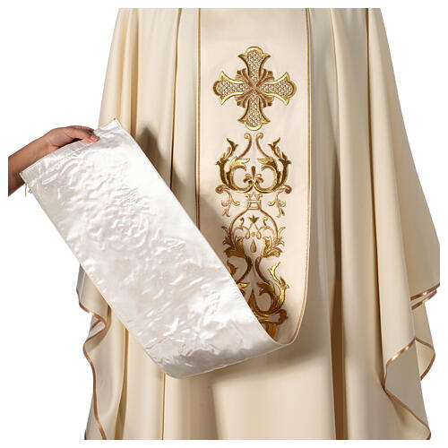 Chasuble 100% wool with hand-embroidered gallon and golden cross Gamma 3