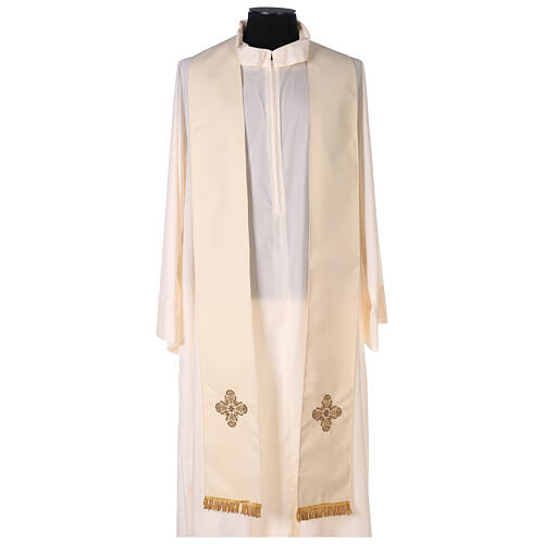 Wool chasuble with cross directly HAND-EMBROIDERED on the fabric Gamma 8