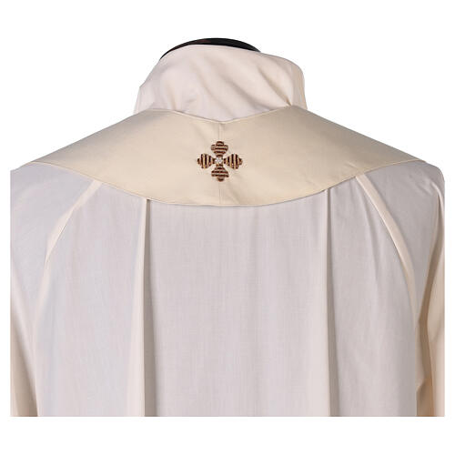 Wool chasuble with cross directly HAND-EMBROIDERED on the fabric Gamma 9