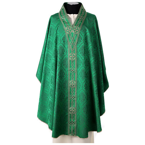 Chasuble damassée avec col en V 100% acétate 1