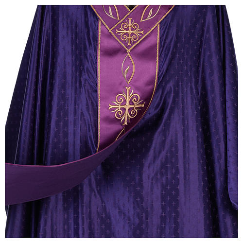 Chasuble in wool with embroidered gallon Gamma 6