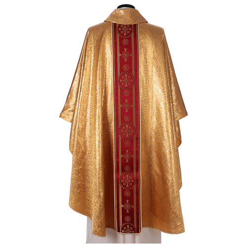 Chasuble in broderie fabric with red gallon, gold Gamma 4