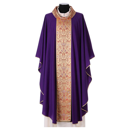 Chasuble in pure wool with lampas gallon and neckline Gamma 8