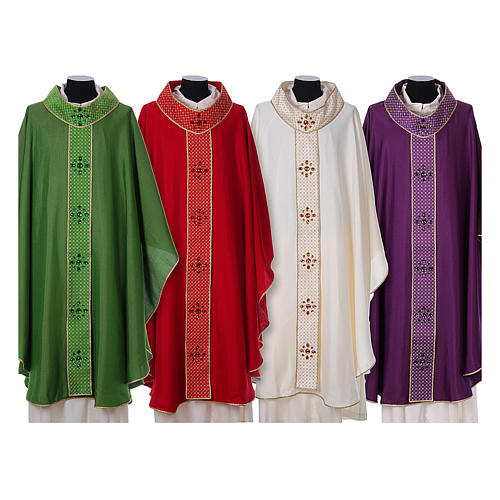Chasuble with Italian neckline and stones decorations 1