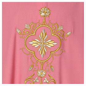 Casulla rosa 100% lana decoraciones doradas