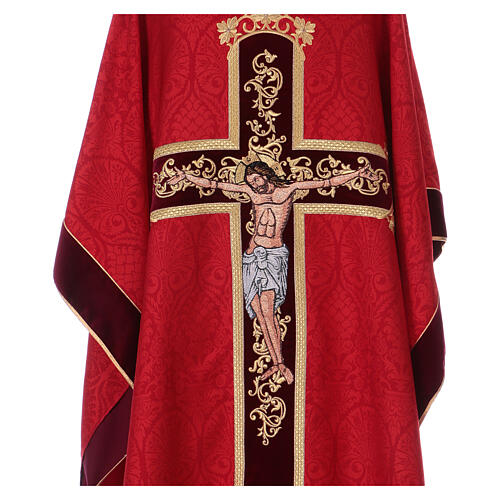 Liturgical chasuble of damask fabric with crucifix 6