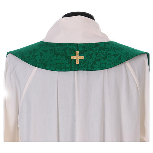 Liturgical chasuble of damask fabric with crucifix 13