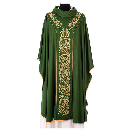 Chasuble with golden decorations, 100% polyester 3