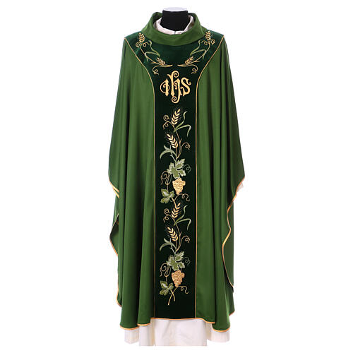 Chasuble 100% polyester with spikes and golden decorations 3