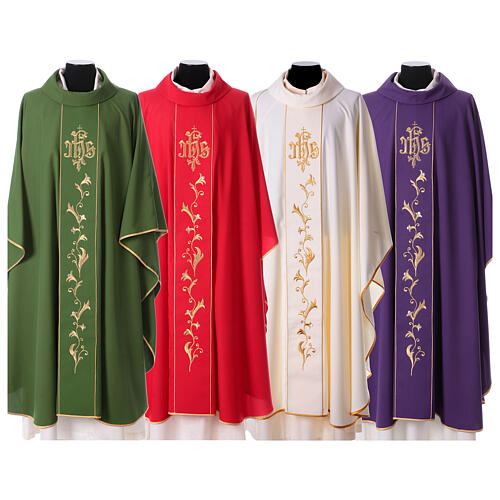 Chasuble with flowers and golden pattern, 80% polyester 20% wool 1