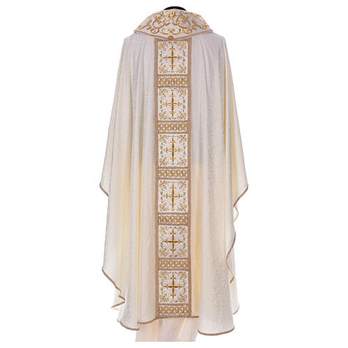 Chasuble with golden crosses on orphrey, 64% acetate 36% viscose Gamma 6