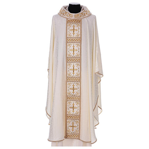 Chasuble with golden crosses on orphrey, 64% acetate 36% viscose Gamma 2