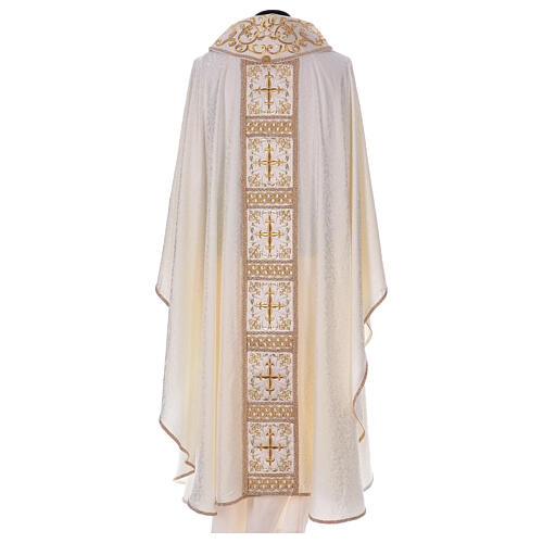Chasuble with golden crosses on orphrey, 64% acetate 36% viscose Gamma 13