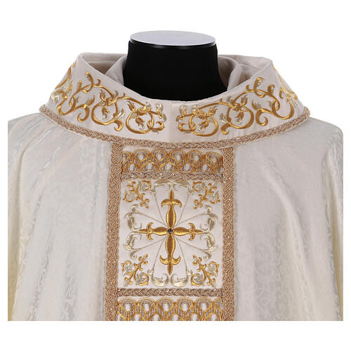 Chasuble bande centrale avec croix or 64% acétate 36% viscose Gamma 4