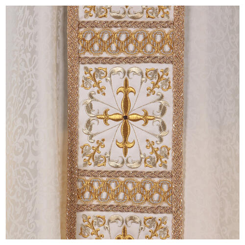 Chasuble bande centrale avec croix or 64% acétate 36% viscose Gamma 6