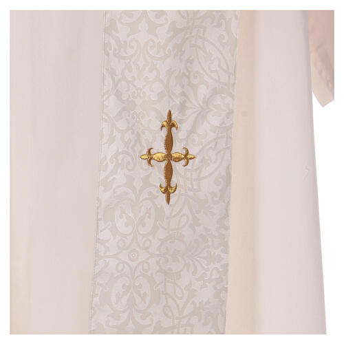 Chasuble bande centrale avec croix or 64% acétate 36% viscose Gamma 17