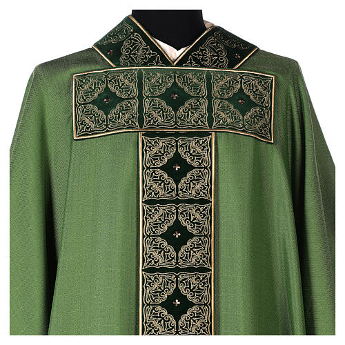 Chasuble with velvet orhprey, golden embroidery, viscose and polyester, 4 colours 2