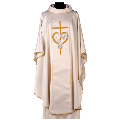 Polyester chasuble with embroidery of cross and doves 1