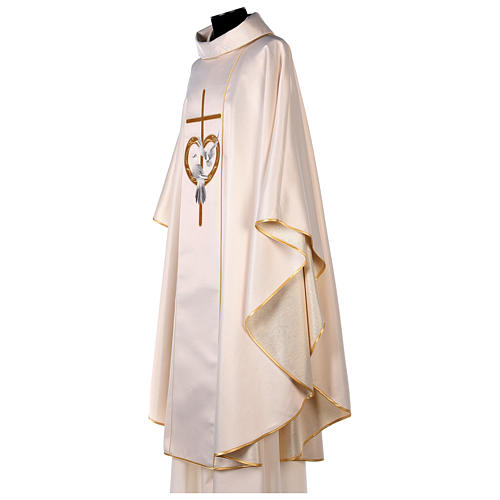 Chasuble broderie croix colombes polyester 3