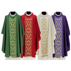 100% wool chasuble with decoration of golden grape shoots and strass