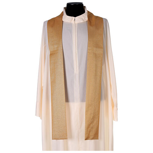 Gold simple chasuble, 80% wool, 20% lurex 4