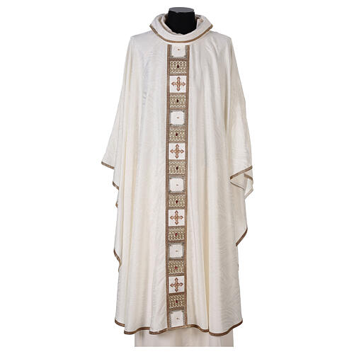 Priest chasuble in acetate viscose agremanistitch work strass machine embroidery Gamma 7