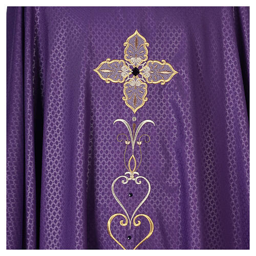Chasuble of printed polyester fabric, machine emboidery and stones Gamma 2