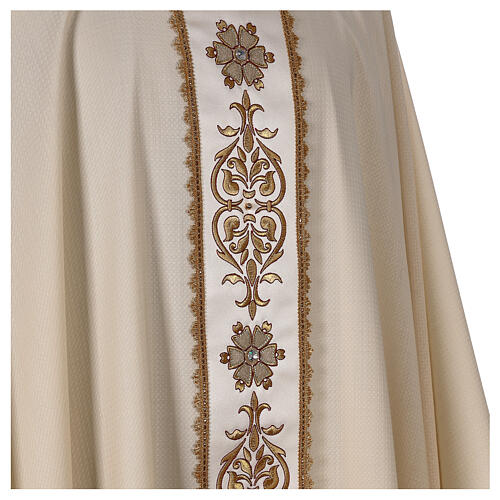 Ivory chasuble with woven wool fabric, machine embroidered orphrey Gamma 5