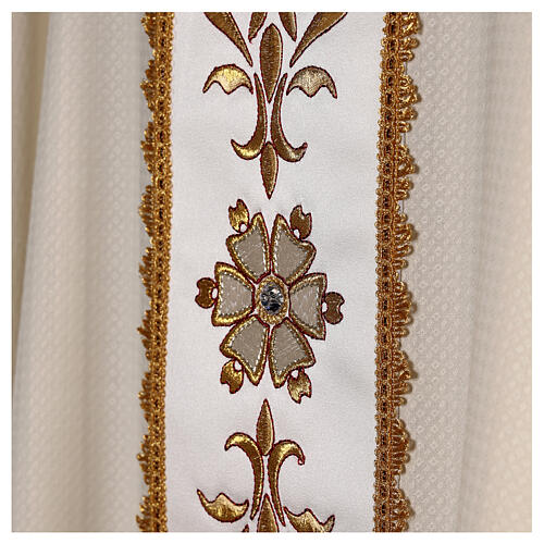 Casula cor de marfim tecido com padrão 100% lã faixa central bordada à máquina Gamma 6