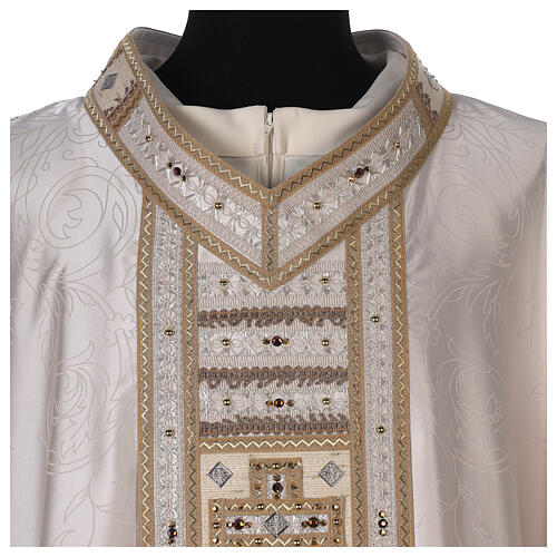 Ivory-coloured chasuble with golden orphrey band and stones, acetate and viscose Gamma 2