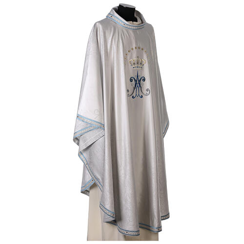 White chasuble with machine-embroidered marial pattern, acetate and viscose Gamma 9