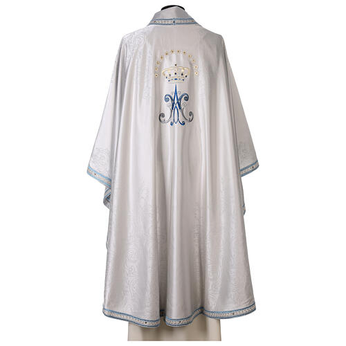 White chasuble with machine-embroidered marial pattern, acetate and viscose Gamma 17
