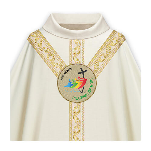 Gothic chasuble by Slabbinck of ivory and golden fabric, Jubilee 2025 official logo embroidered in ENG 2