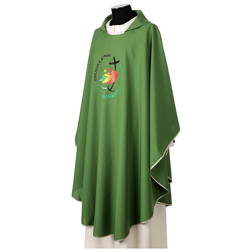 Chasuble Jubilé 2025 verte logo imprimé en couleurs 3