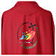 Red chasuble Jubilee 2025, multilingual logo printed in colours. s7