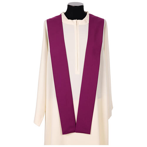 Chasuble brodée Jubilé 2025 pourpre tissu Vatican 5