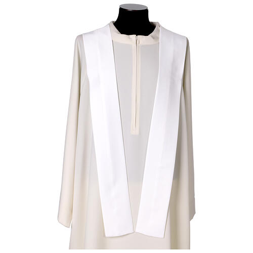Silk Marian chasuble with embroidered stole 7