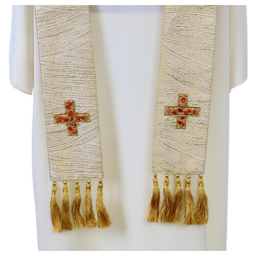 Golden silk chasuble with Sardinian coral embroidery by Vebi Confezioni 15