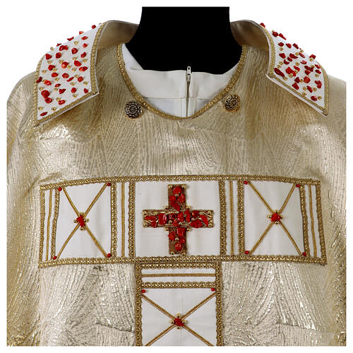 Golden silk chasuble with Sardinian coral embroidery Vebi Confezioni 6