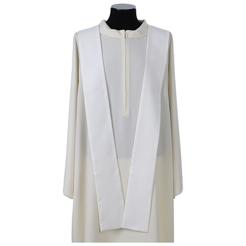 Chasuble with floral damask inserts by Vebi Confezioni 9